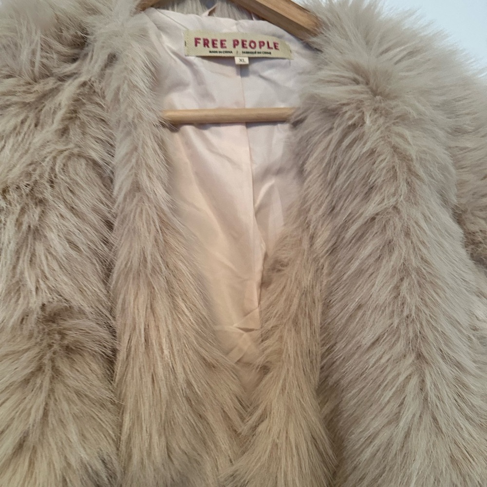Free People Faux Fur Cropped Coat - Picture 6 of 7